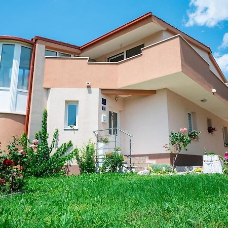 Nadalina Apartment Kastel Stari Exterior photo